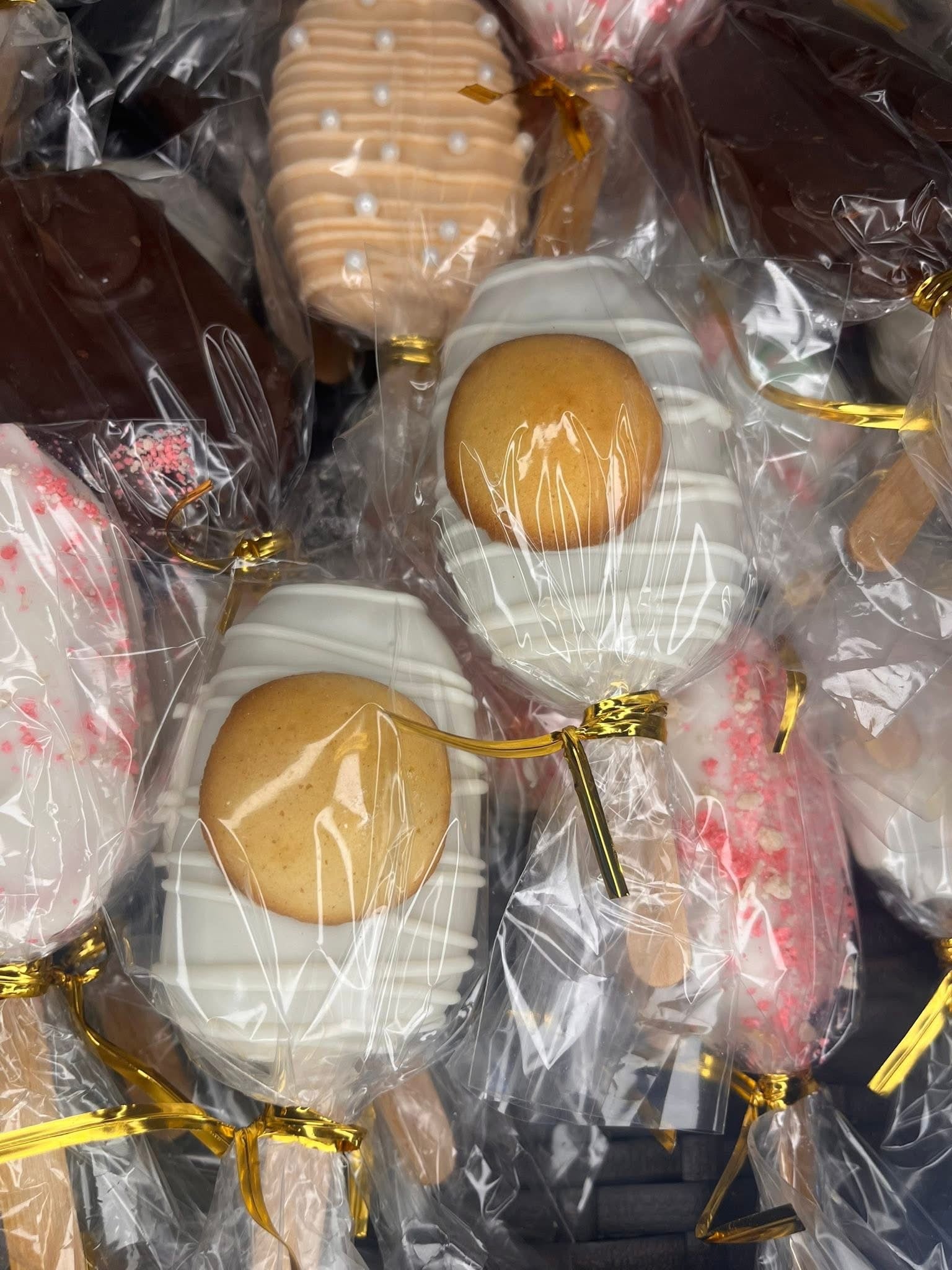 Banana Pudding Cake Popsicles